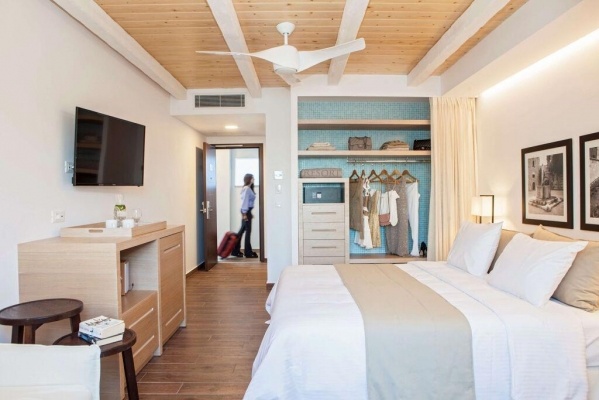 Esperos Village *****