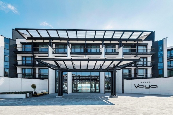 Voya Beach Resort *****