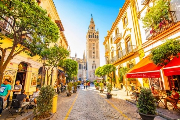 Sevilla és környéke - andalúziai szilveszteri út magyar idegenvezetéssel  2026.12.30.-2026.01.04.