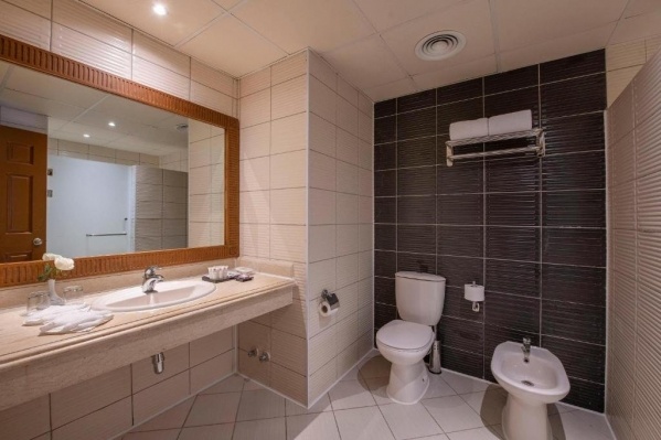 Hotel Charmillion Gardens ****