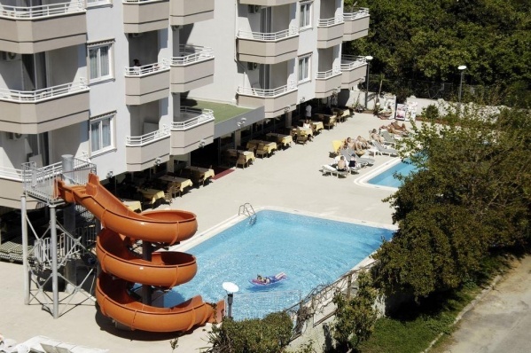 Bonapart Sealine Suit Hotel ***