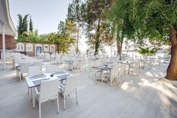 Utopia Beach Club ****