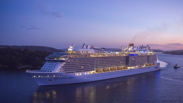 ENSENADAI KIRUCCANÁS, Ovation of the Seas