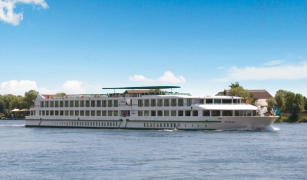 Folyami hajóút - A Vaskapu-szoros Budapesttől Oltenitáig -  MS Vivaldi, MS LEurope (Hajó)