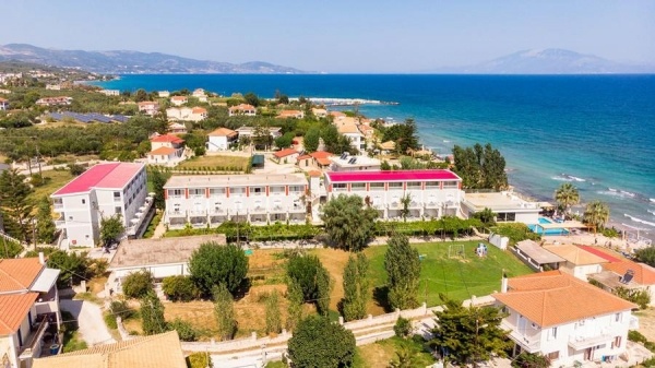 Belussi Beach Hotel & Suites ****
