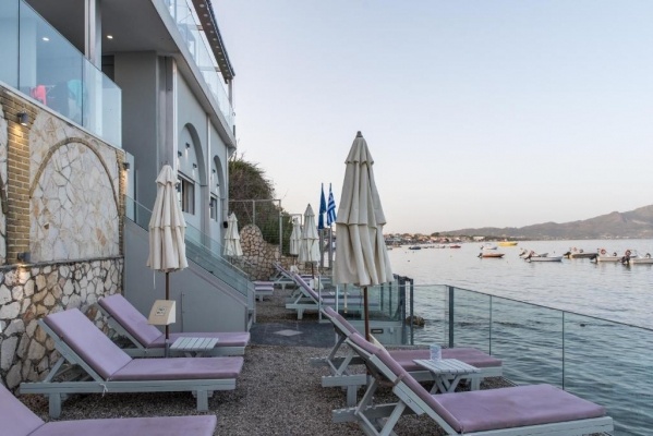 Denise Beach Hotel **** FP, repülővel