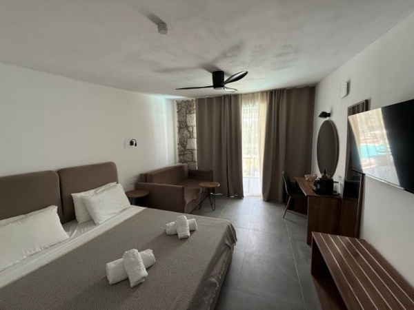Hotel Serenity Aqua **** AI 7+, repülővel