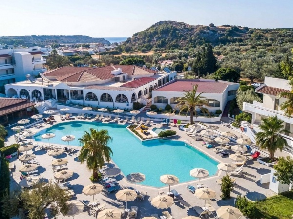 Niriides Beach ****