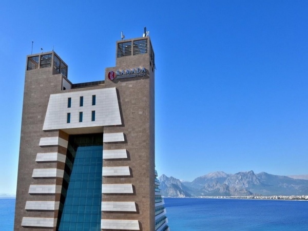 Ramada Plaza By Wyndham Antalya *****