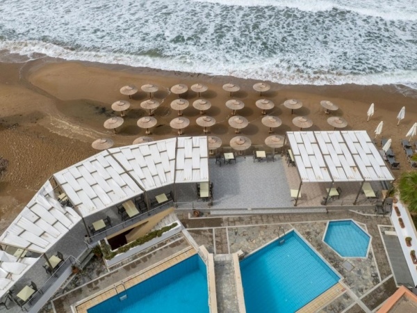 Dedalos Beach Hotel ***