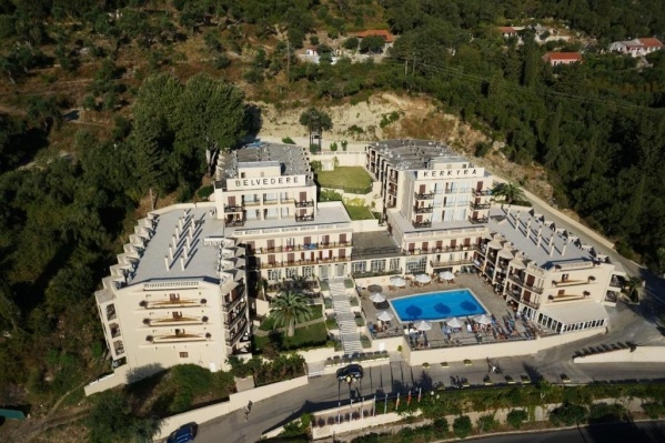 Canvas By Mitsis Belvedere ****