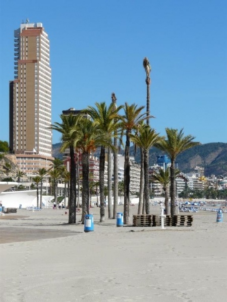 Benibeach Apartman **