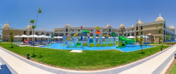 Titanic Royal Resort *****