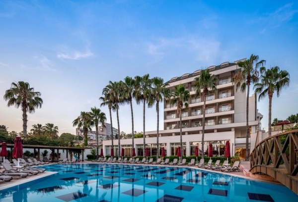Trendy Palm Beach *****