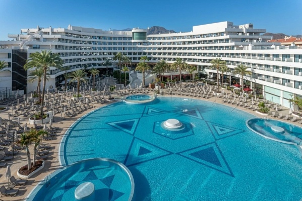 MEDITERRANEAN PALACE *****