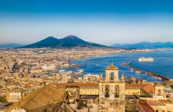 Nápoly, Capri, Pompeji és az Amalfi-part - csoportos utazás az őszi szünetben 2026.10.23-27.