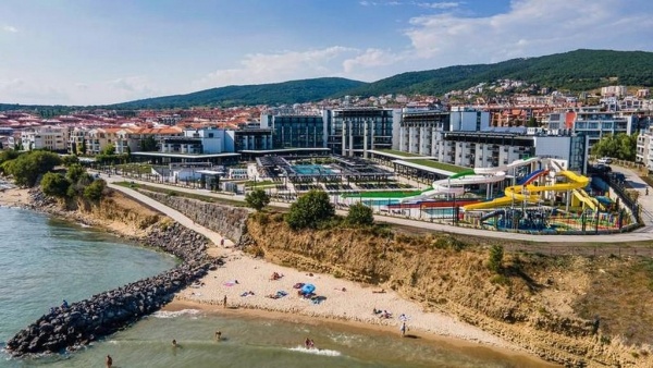 Voya Beach Resort *****