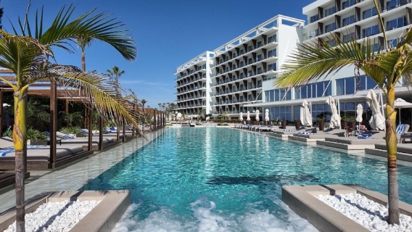 Chrysomare Beach Hotel *****