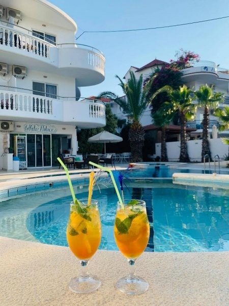 White Palace Apartman **