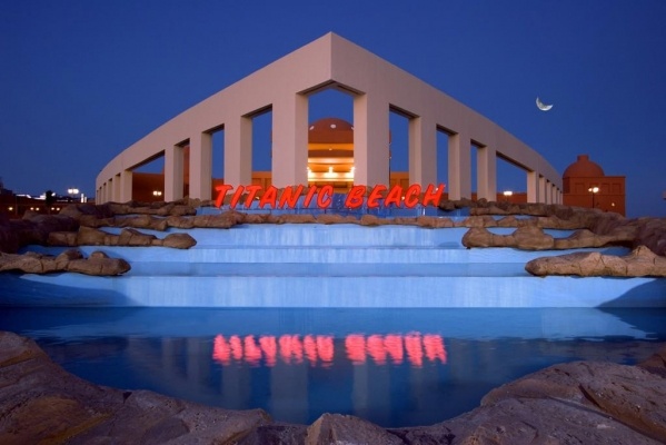 Titanic Beach Spa & Aquapark *****