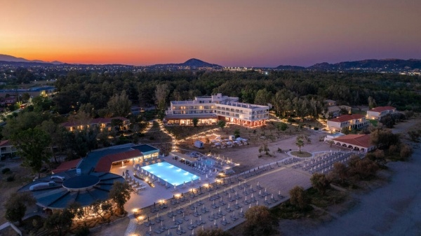Domes Aulus Zante Autograph Collection *****