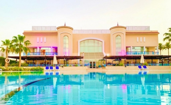 Ivy Cyrene Island Resort ****