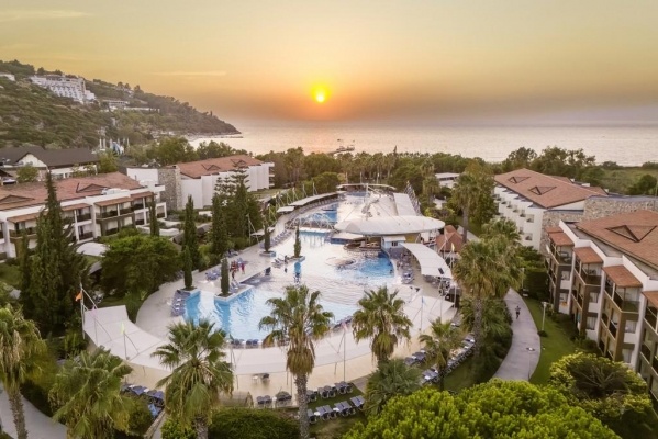 Aqua Fantasy Aquapark Hotel & Spa *****
