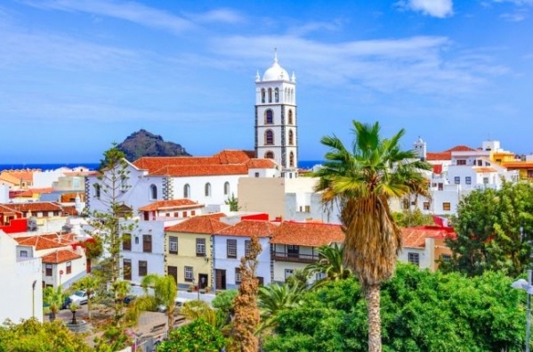 Tenerife, a Kanári-szigetek ékköve - csoportos utazás magyar idegenvezetéssel 2027.03.12-19.