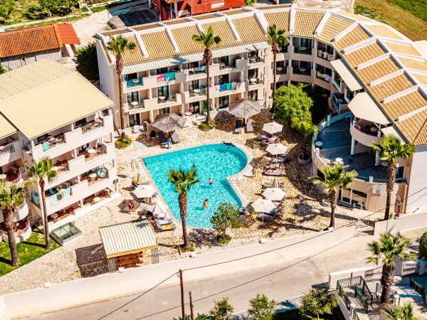 Caretta Beach Resort & WaterPark ****