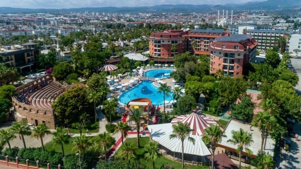 Palmeras Beach Hotel *****