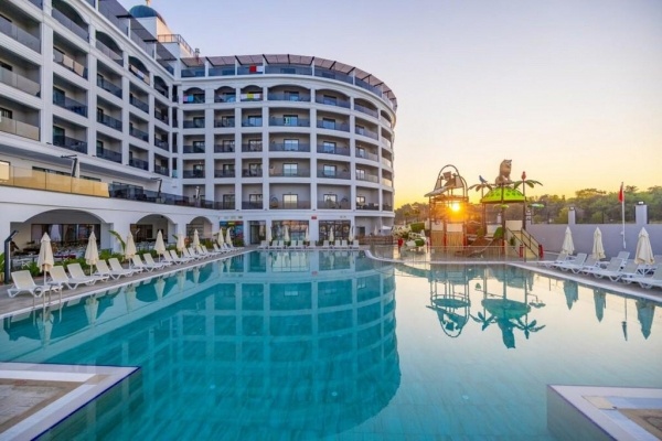 Side Moon Palace Hotel *****