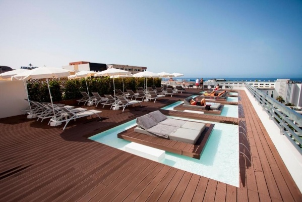 CORAL SUITES AND SPA - ADULTS ONLY ****