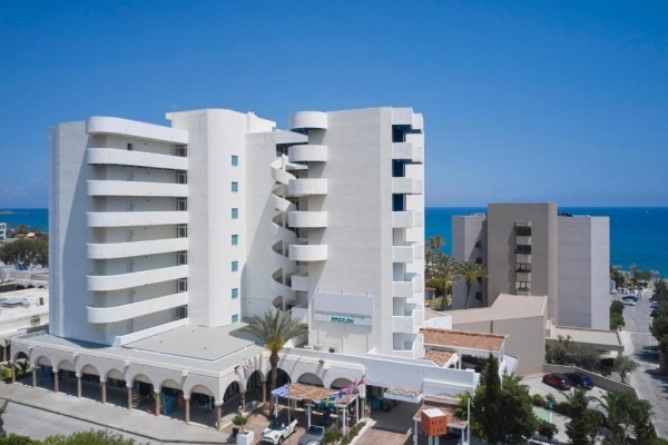 Epsilon Hotel Apartments ****