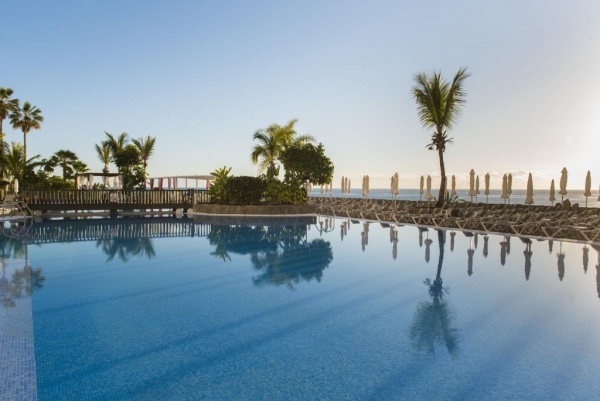 TUI BLUE SUITE PRINCESS - ADULTS ONLY ****