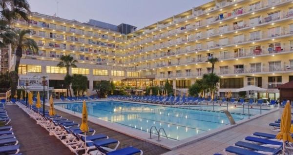 Hotel GHT Oasis Park & Spa ****