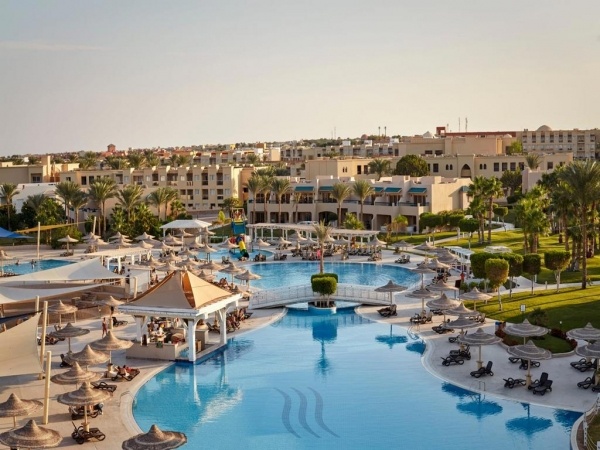 Coral Sea Holiday Village ****