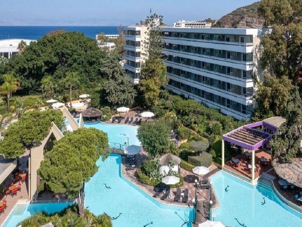 Dionysos Hotel ****